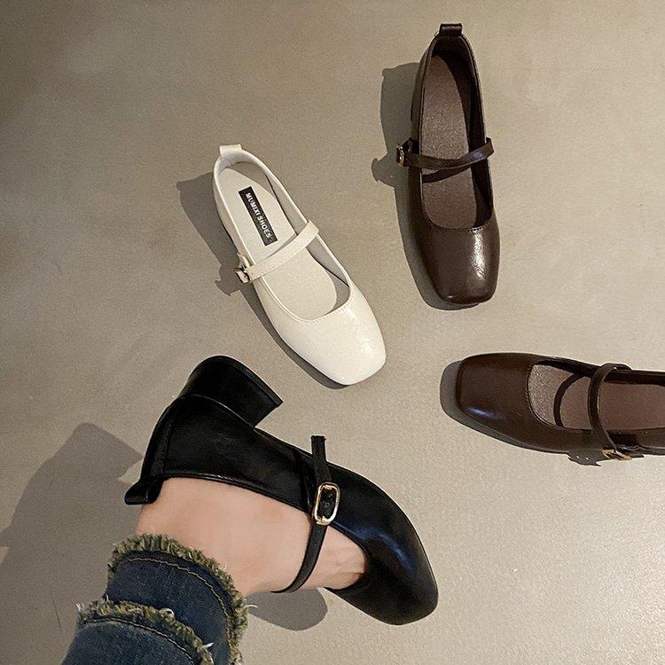 Small and comfortable feet, soft-soled Mary Jane shoes for women's 2025 autumn new retro coffee-colored one-pedal low-heeled square head single shoes