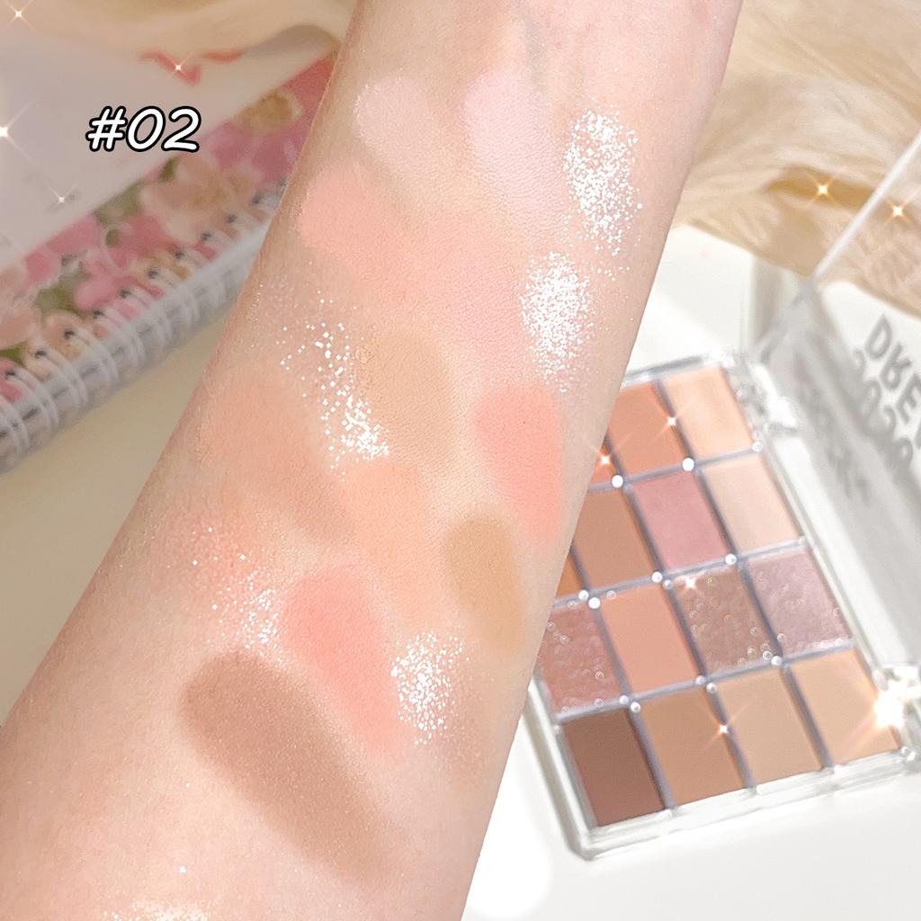 Love the 16-color eye shadow plate, pearlescent matte lying silkworm, brighten the low-saturated earth color daily makeup