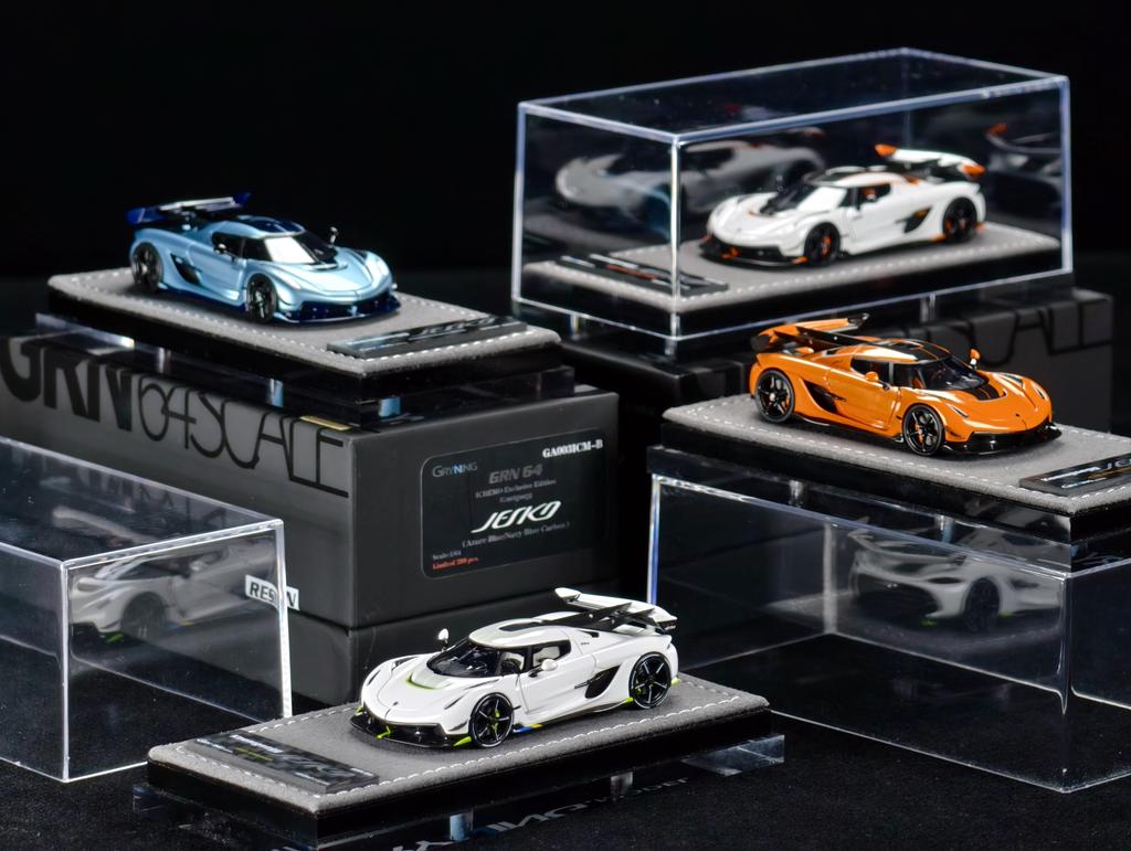 1:64,Attack Limited Edition Collection-A Ready-to-Ship Set of Resin Static Miniature Realistic Car Collectible Models As Gifts.
