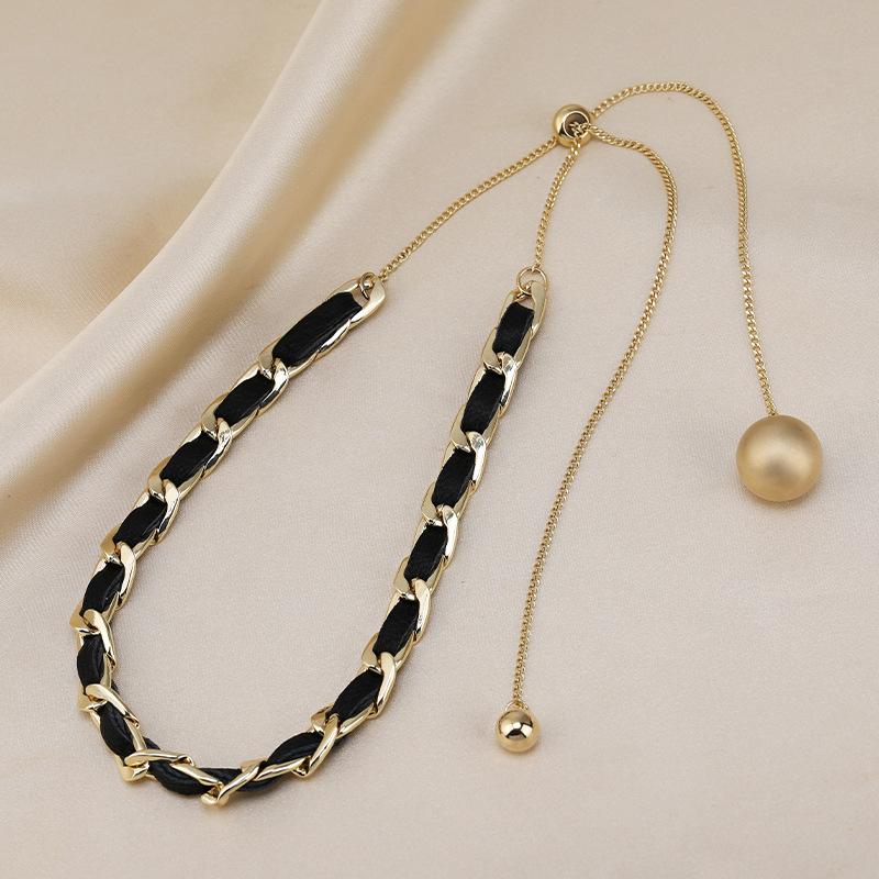 

Черное Уникальное Плетеное Колье-Цепочка Ручной Работы С Элегантными Жемчужными Деталями Идеально Для Любого Случая