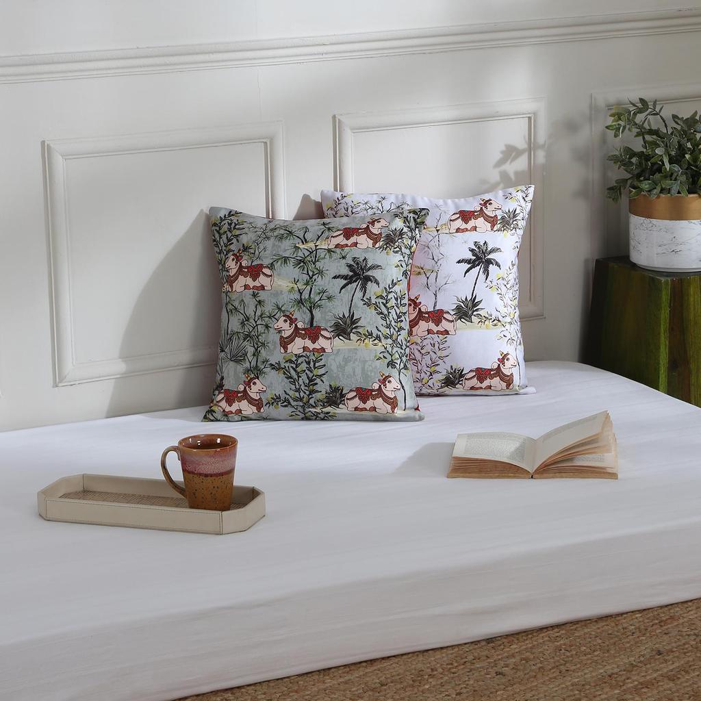 KOKO MAISON INC Kissenbezug „Happy Cow“ aus Polystain (2er-Pack) | Klappenverschluss | Digitaldruck