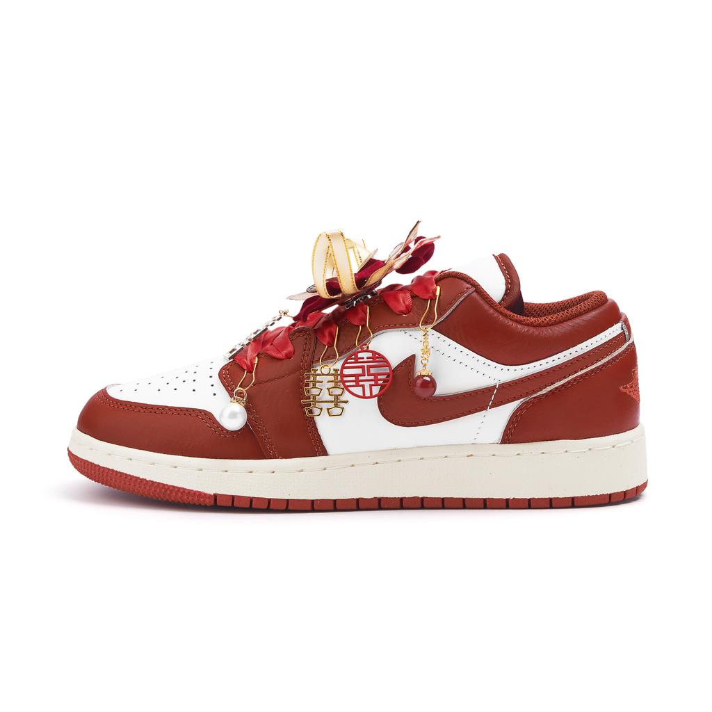 Jordan Air Jordan 1 Slip Resistant Abrasion Resistant Low top Vintage Basketball Shoes Women's Red FJ3465-160(Team746-SBOX)