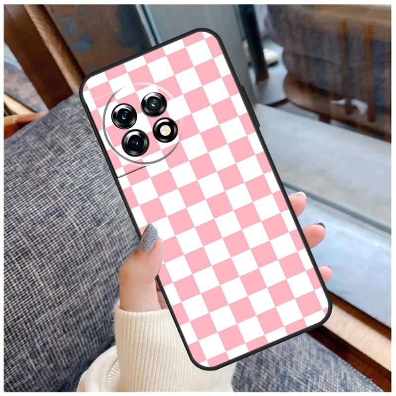 Checkerboard Checkered Board Case For OnePlus 15 12R 13R 13T 10T 8T 13 12 11 10 Pro Nord 5 CE 2 3 4 Lite N20 N30 Coque