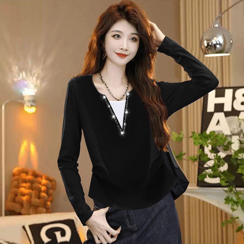 Autumn and Winter Base Button-down for Women Long-sleeved New Versatile Fitted Casual T-shirt for Spring Fake Two-piece Nail Beaded Diamond T-shirt