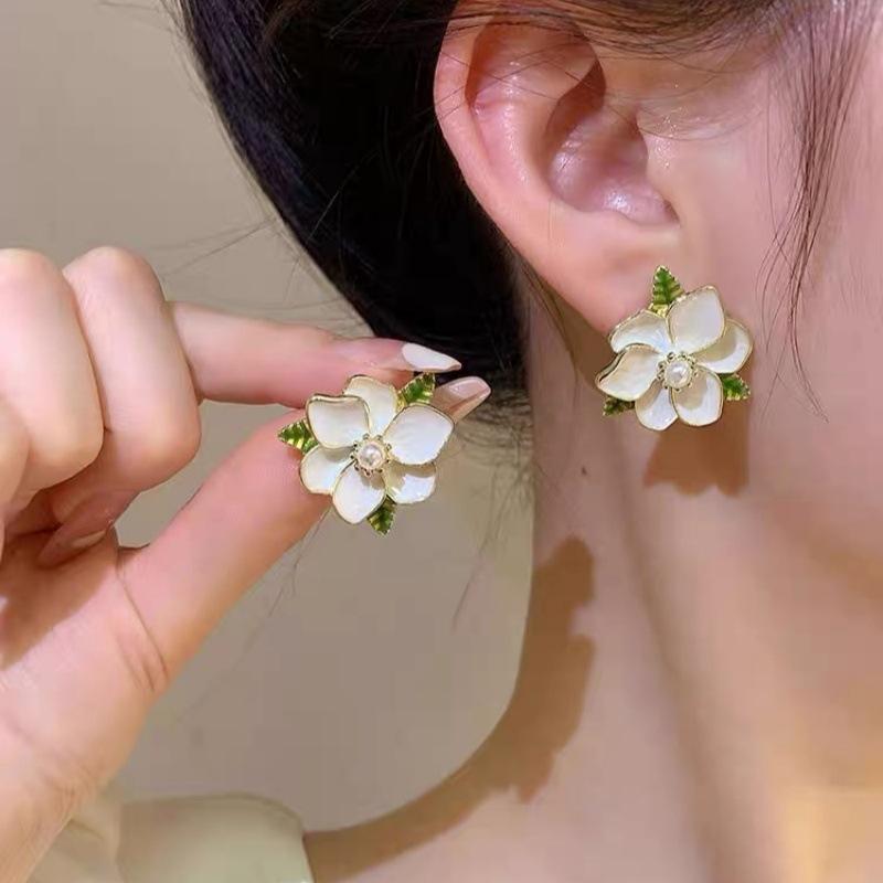 French retro drip glaze gardenia flower earrings women's high-end Mori temperament stud earrings niche design exquisite earrings