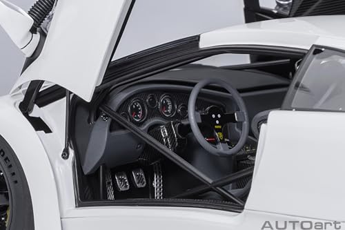 AUTOart 1/18 Scale Lamborghini Diablo GTR (White) Finished Product 79136