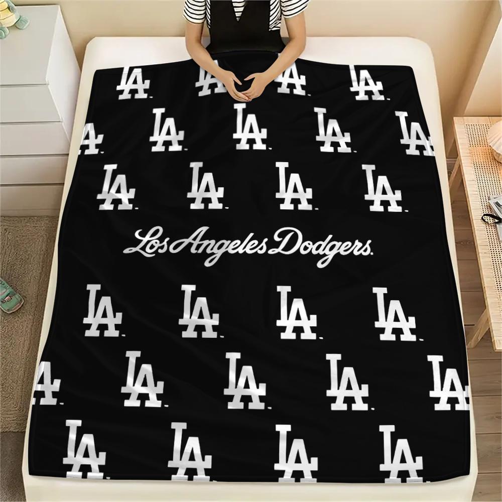 1Pc LA Dodgers Print Flannel Blanket, High quality Comfortable for All Seasons, Home Decor, Warmth and Comfort, Perfect for Gifts