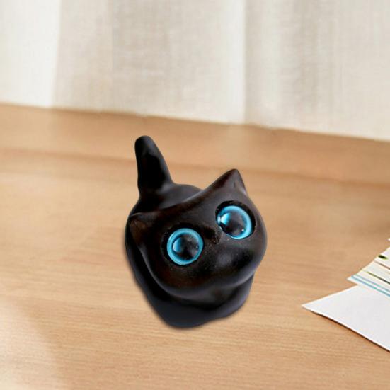 Mini Cat Figurine Hand-carved Wooden Cat Statue Collectible Polished Miniature