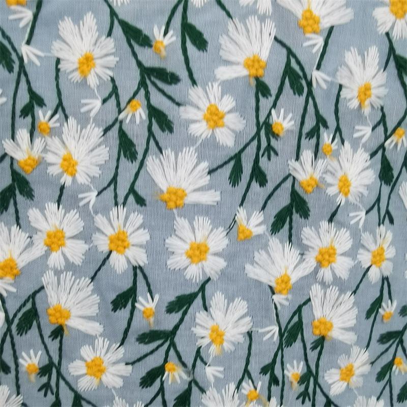 

Mulberry Cotton Daisy Embroidery Fabric 3D Jacquard Fabric for DIY Home Textile Cushion Dresses Handbag Fabric 50x120cm