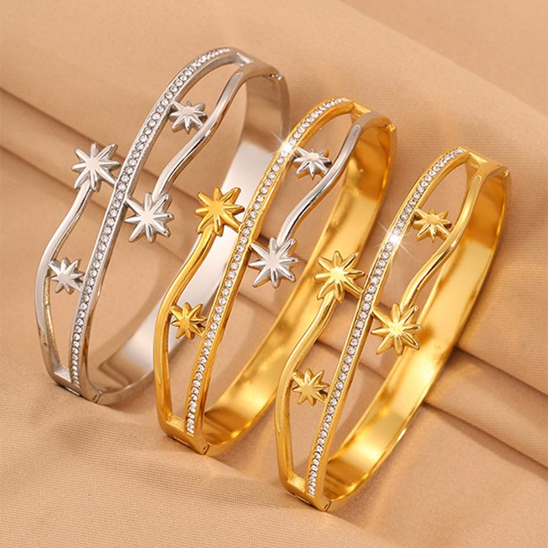 Color Four-leaf Clover Starry Fashion European and American Versatile Bracelet