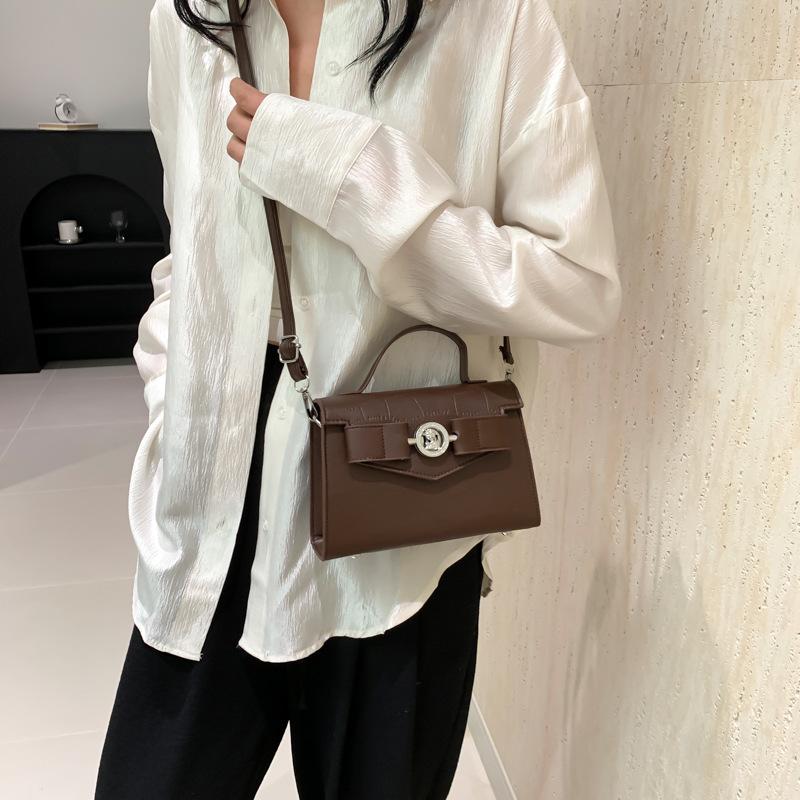 Spring New Women's Shoulder Bag Solid Color Simple New Oblique Cross Bag Women's Bag High-value Small Square Bag