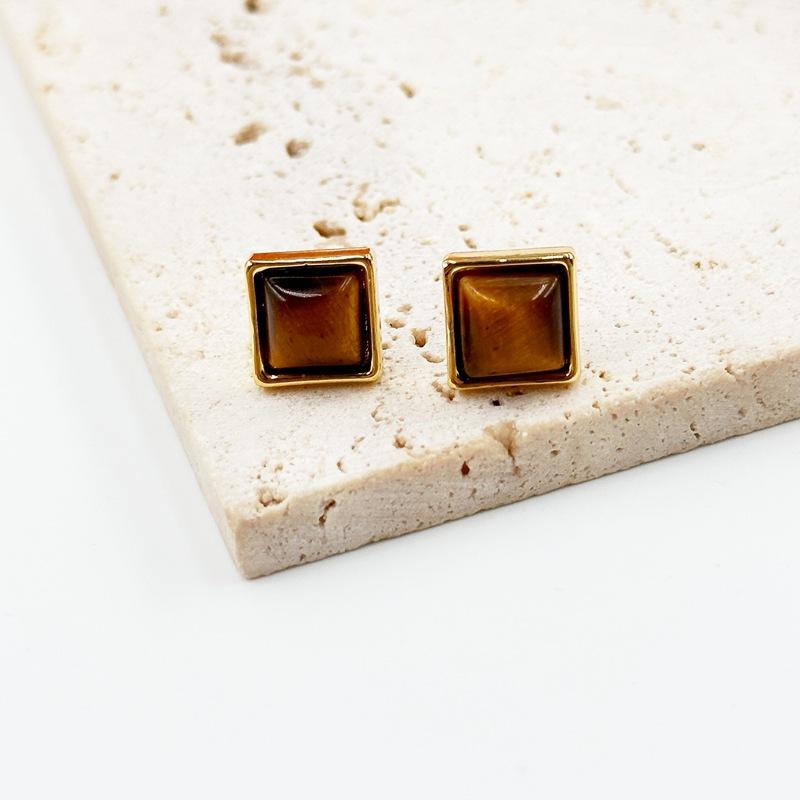 High-End Simple Temperament Earrings, Light Luxury Retro Earrings, Square Geometric Trendy Women S Stud Earrings коричневый