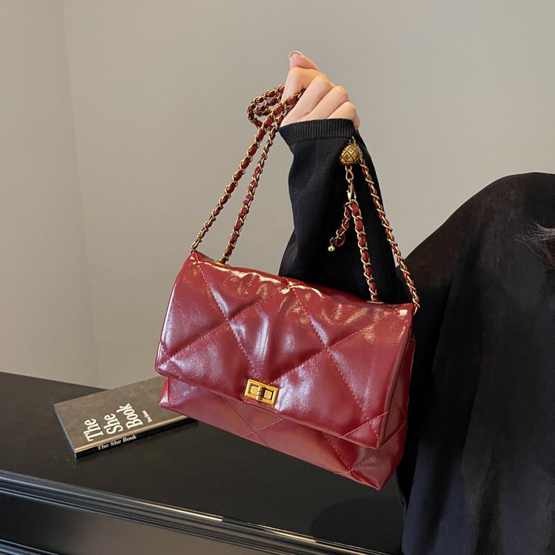 IELGY Large-Capacity All-Match Diamond Chain Bag Ladies Shoulder Messenger Bag