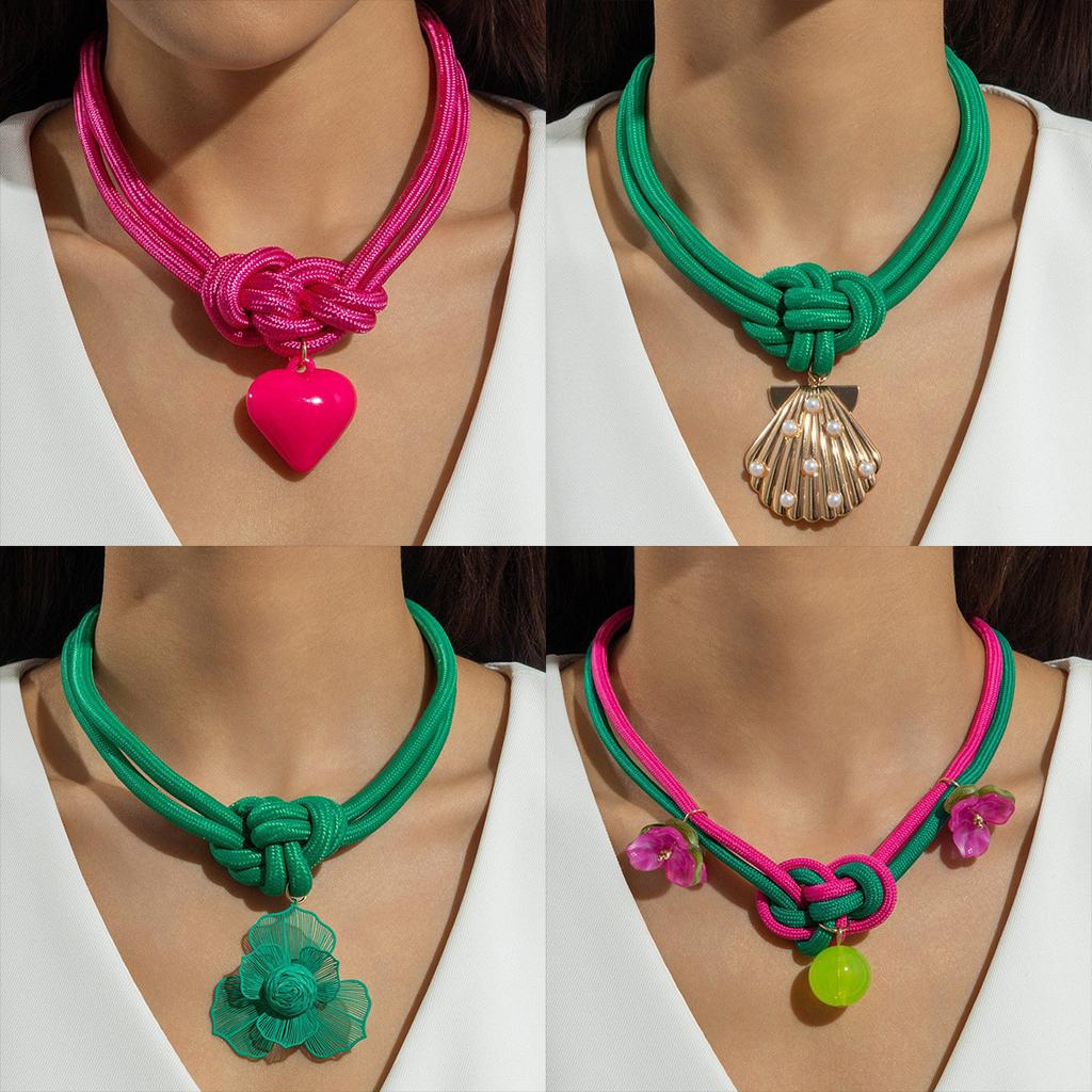 Accessories, knotted leaves, starfish scallops, exaggerated necklaces, simple drawstring pendant necklaces