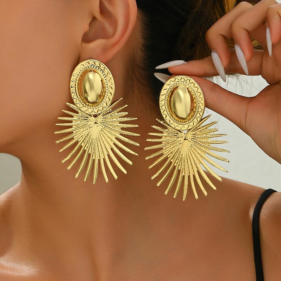 Fashion Exaggerated Oval Sun Hanging Ear Clip for Women Big Personality Statement Earrings Without Pierced Jewelry Accessories