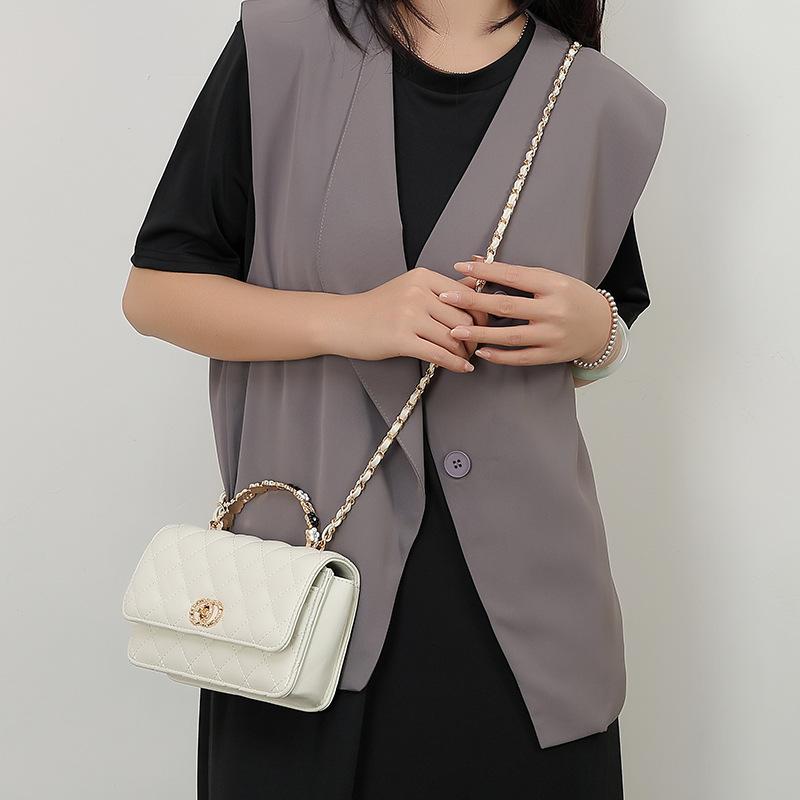 New Leather Niche High-end Classic Diamond Grid Hand-held Chain Shoulder Crossbody Fashionable Versatile Small Square Bag