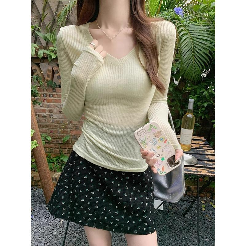 Korean version of summer versatile solid color long-sleeved v-neck Spice Girl Sweet Girl top waist slim sexy short shoulder women's T-shirt