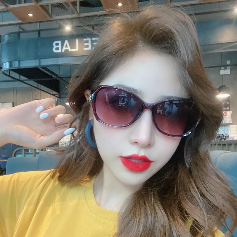 Small Frame Sunglasses Fashion Sunglasses Women'S Sunshade Eye Protection Driving Riding Ins Han Chao Looks Thin