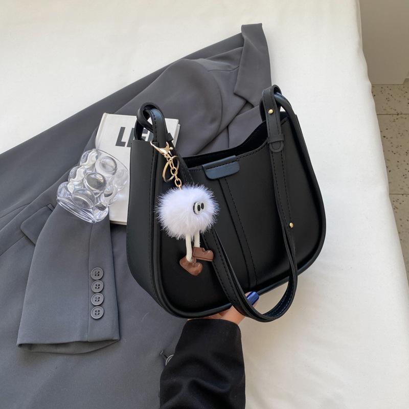 Stylish small bag, 2026 new women's bag, trendy versatile crossbody bag, shoulder shoulder underarm bucket bag