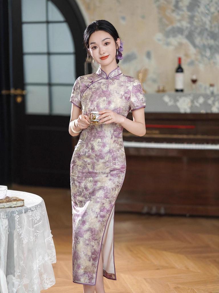 2025 Summer Pink High-End Mulberry Silk Short-Sleeve Cheongsam - Slimming, Modern Style