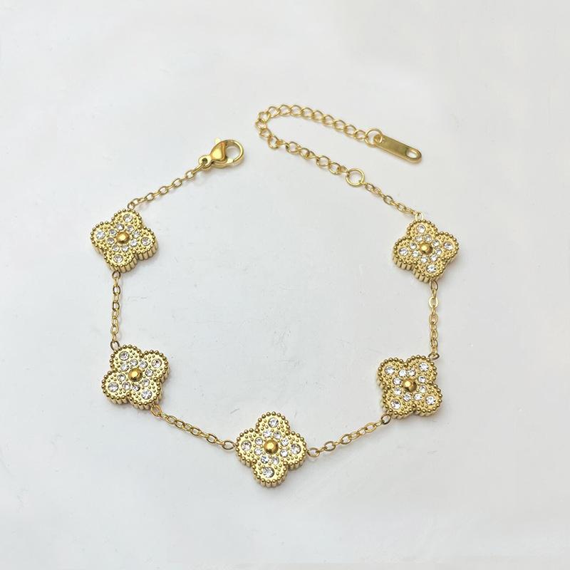 3PCS Four Leaf Clover Bracelet, Necklace,  Ear Set, the Best Gift for Family and Friends