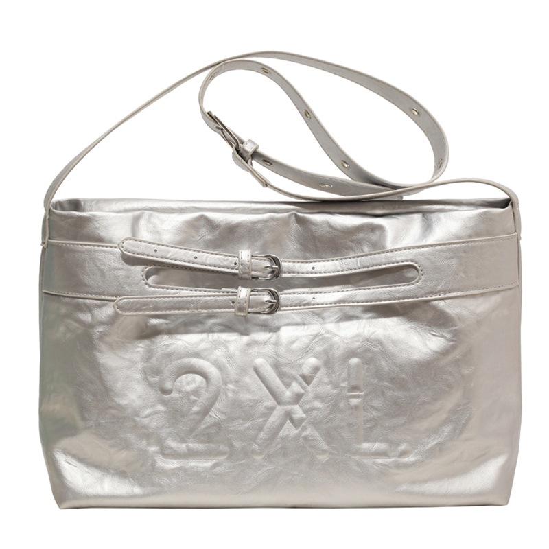 

IELGY women s portable large-capacity bag, casual simple shoulder messenger bag, class commuter tote bag, multi-color optional