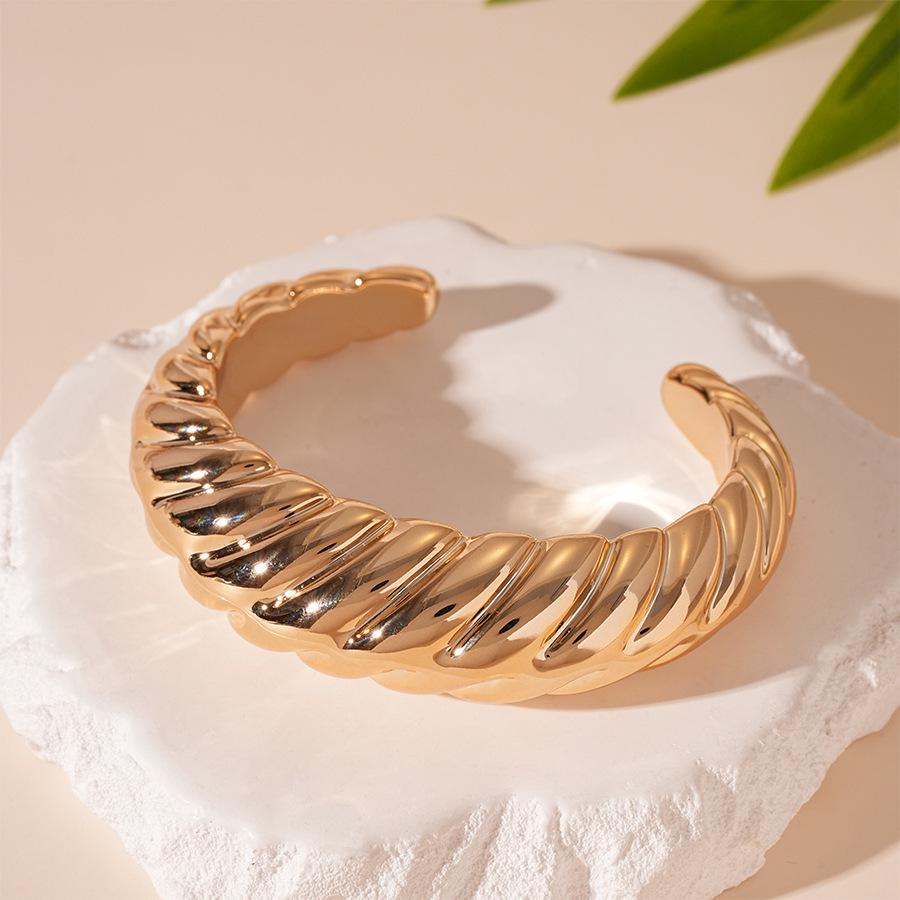 

European and American Minimalist Metallic Geometric Open Bangle - Advanced Niche Jewelry for Women