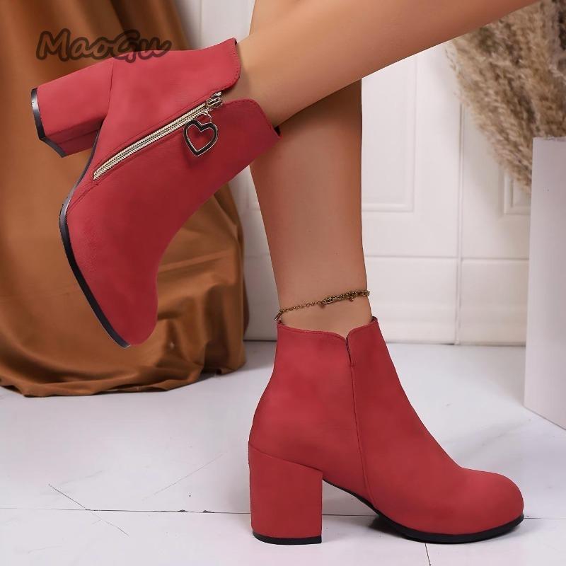 Heart Shape Metal Decor Side Zipper Women's Black Ankle Boots Suede Leather Chunky Heel Round Toe Fashion Booties 2026 Autumn
