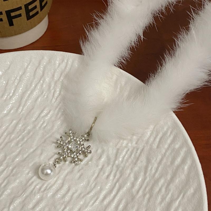 Elegante Hochzeitskette Elegante Halskette Stilvolle Choker-Halskette Schneeflocken-Anhänger-Halskette Plüschmaterial für Damen