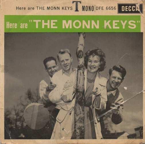 

7inch Record MONN-KEYS - Here Are The Monn Keys DFE6656 Decca 1960 UK Pop Used