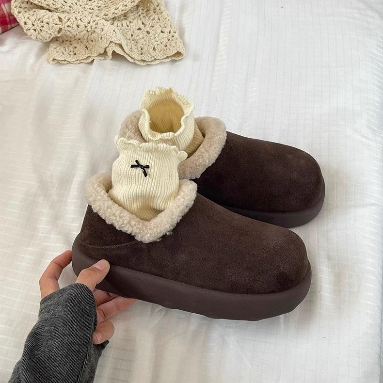 Wool version~ fur integrated snow boots for women, new thick soles in winter, heightened, two women wearing large potato thickened cotton shoes