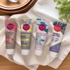 Crema mani al burro di karité idrata e lenisce la pelle secca, 74 ml