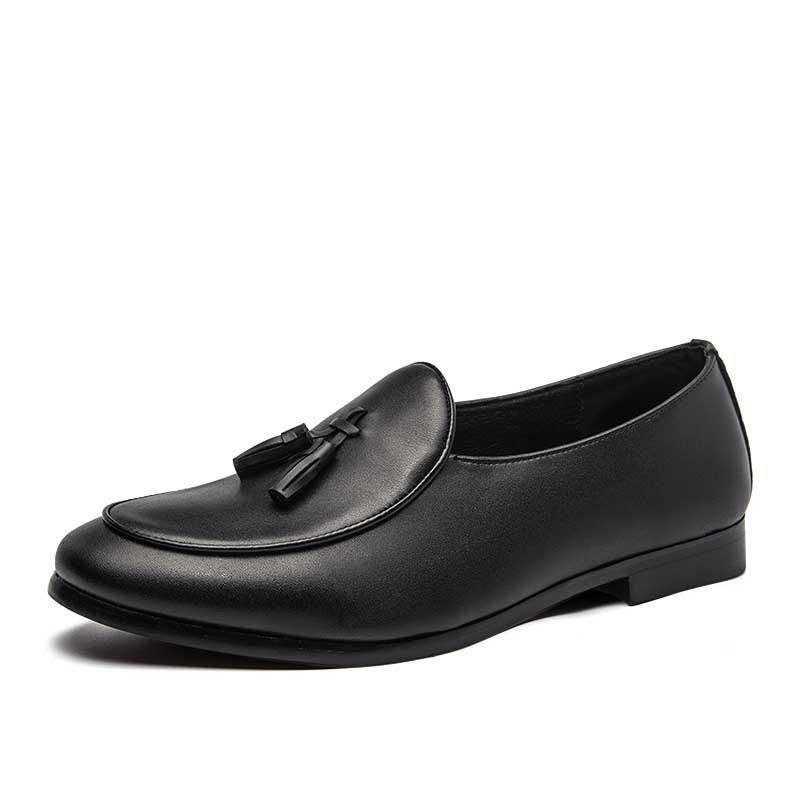 

New men s loafers trendy fringed casual shoes fashionable round head leather shoes men s one-pedal Doudou shoes men 45 чёрный