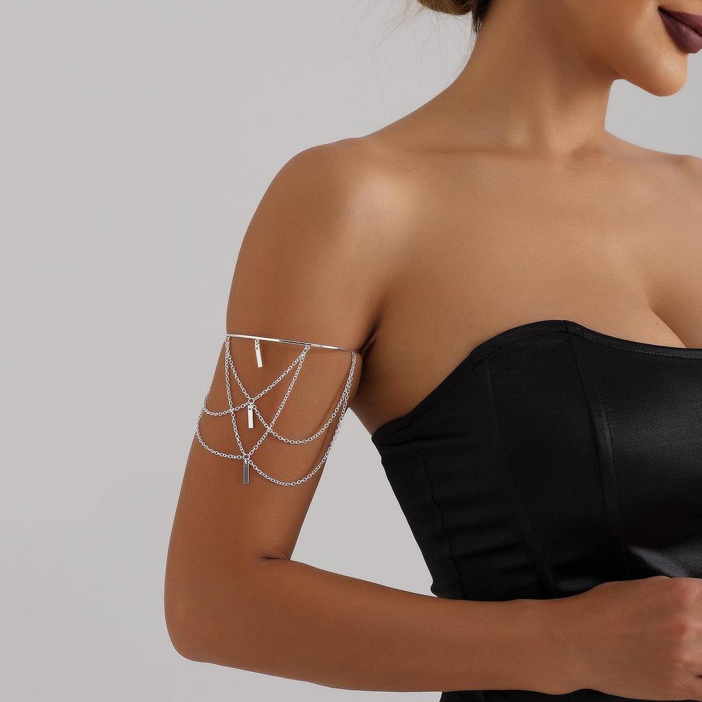 Punkový nastavitelný kovový řetízek otevřený prsten na paži s třásněmi - Bohémský plážový styl pro ženy