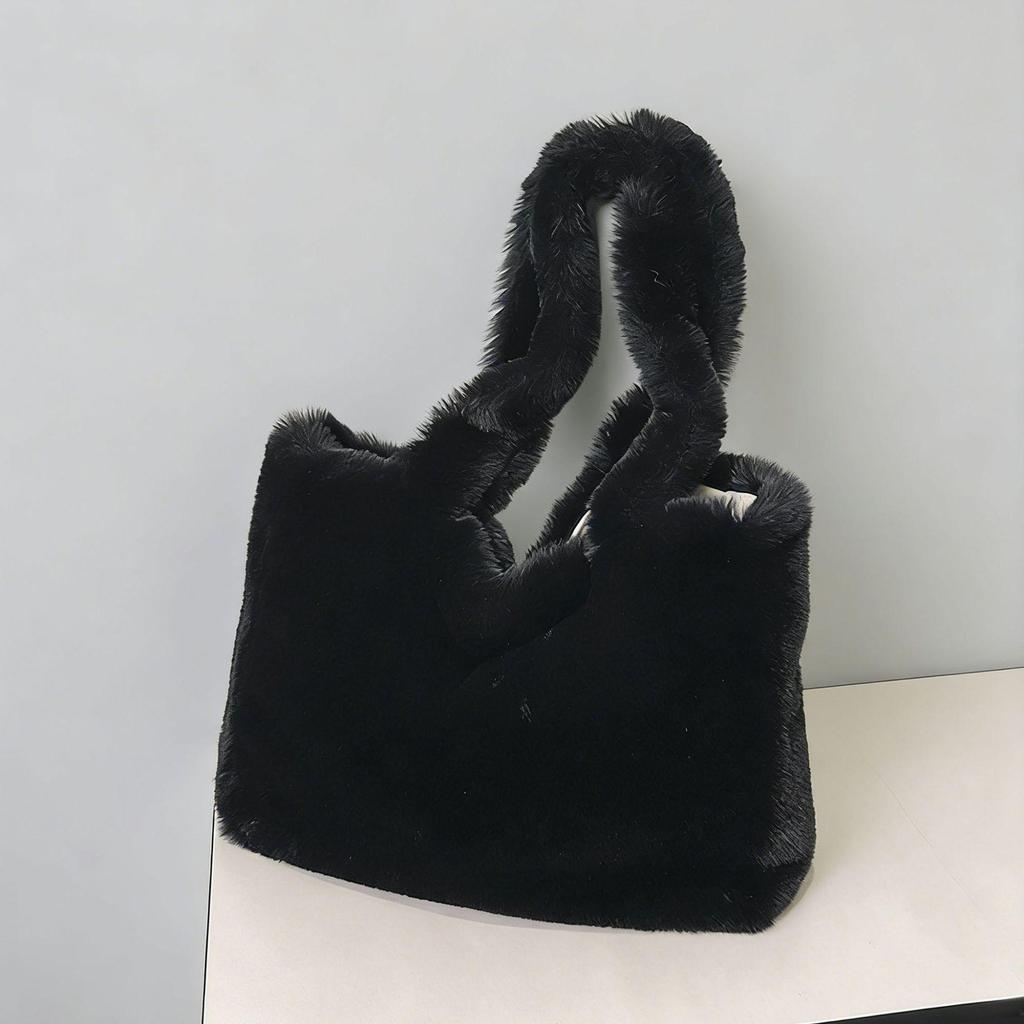 Women's Plush Tote: Stylish, Spacious & Versatile Shoulder Bag for Commuting
