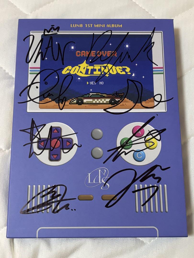 

[USED] LUN8 continue Signed album