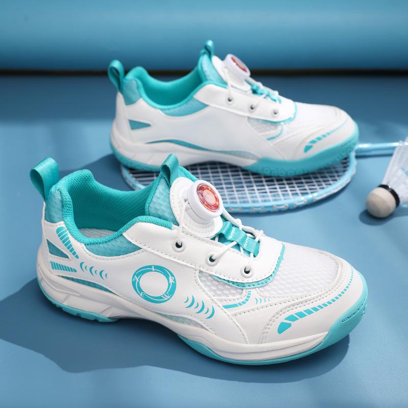 Children's Non-Slip Badminton Shoes for Boys and Girls - Soft-Soled, Wear-Resistant Sports Trainers for Autumn/Winter.