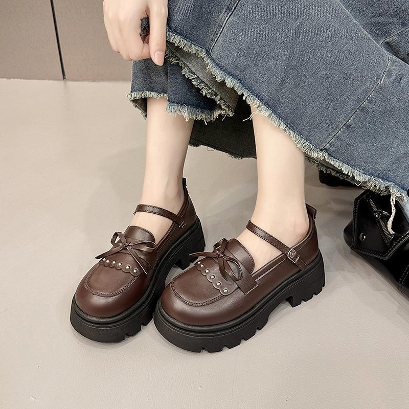 Retro British platform small leather shoes women's 2025 autumn new college style Japanese jk with skirt Mary Jane single shoes