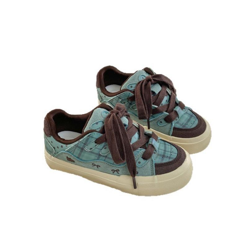 Retro thick baseplate shoes women's autumn little white shoes student versatile shoes contrasting color splicing bread shoes