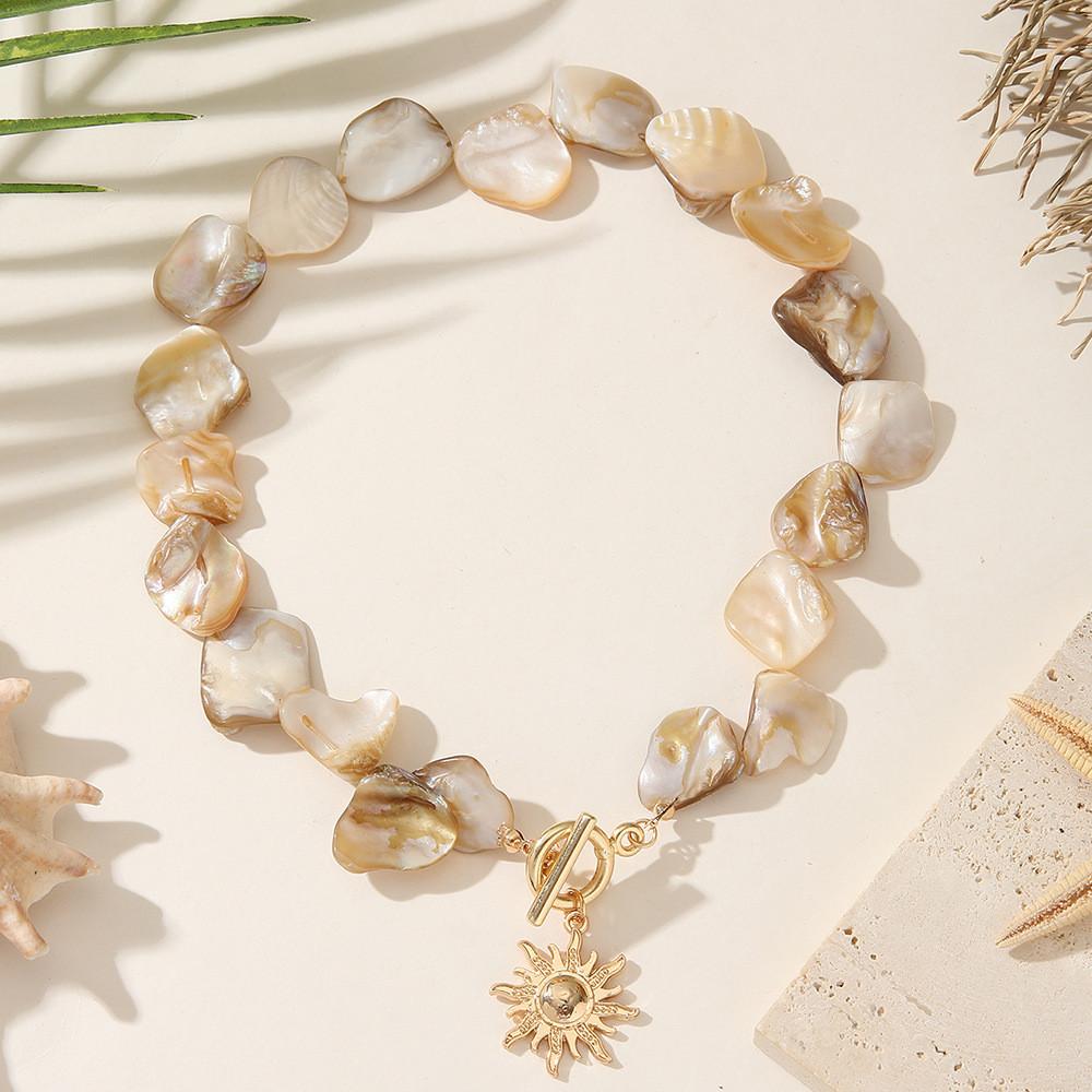 Shell Star Pendant Necklace For Women With Beach Vacation Style Spring