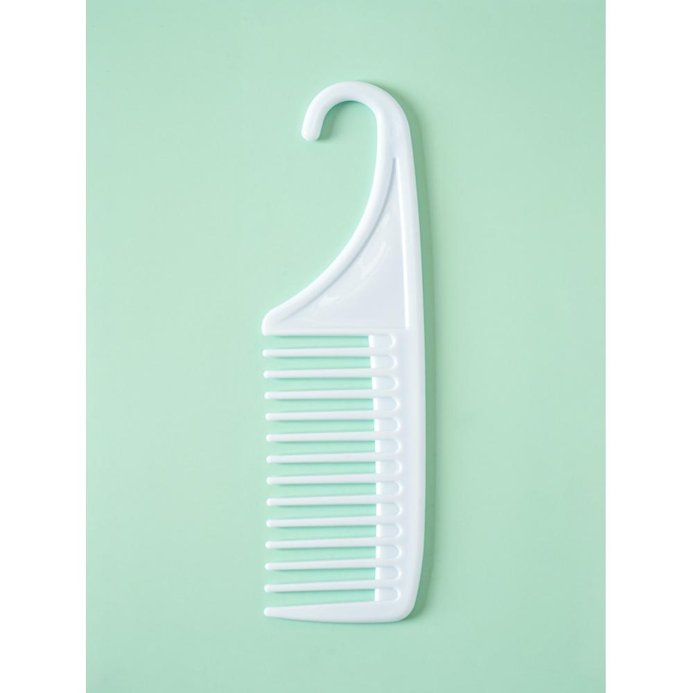 Daiso Peanuts Hanging Axe Comb