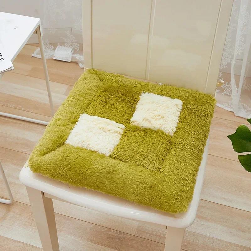 Thickened Seat Cushion Winter Plush Plaid Office Chair Cushion Thick Soft Floor Cushions Anti Slip Car Seat Mat Home Decor