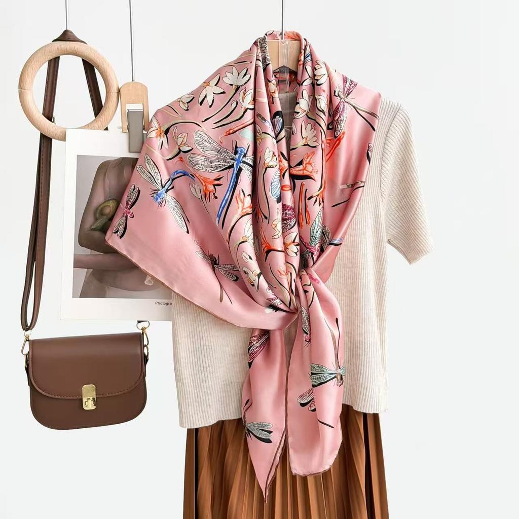 New fashion 111 mulberry silk silk scarf, women's Spring Festival gift for elders to keep warm 111 silk collection
