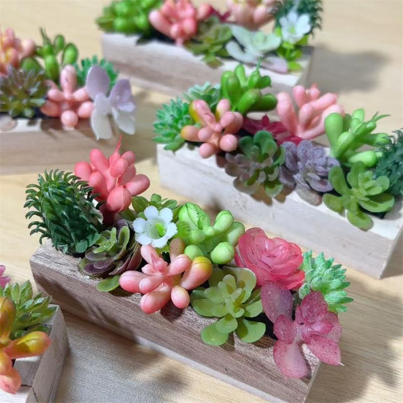 Zufällige Eine Puppenhaus-Miniatur Sukkulente Holztrog Grün Pflanztopf Modell Mikro-Landschaft Dekor Ornamente Rollenspielzeug