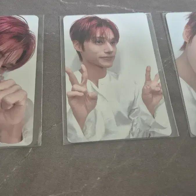ATEEZ V Dejavu pop-up prodej fotokaret