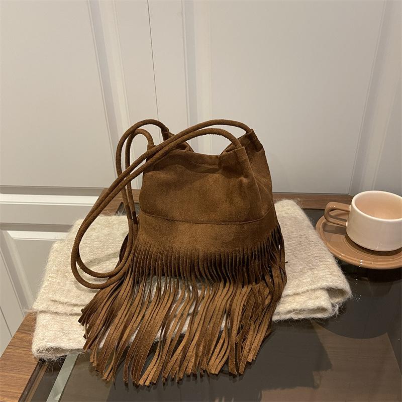 Niche Retro Fringed Portable Small Square Bag Women's 2025 Autumn New Casual Personality Trendy Versatile Shoulder Messenger Bag