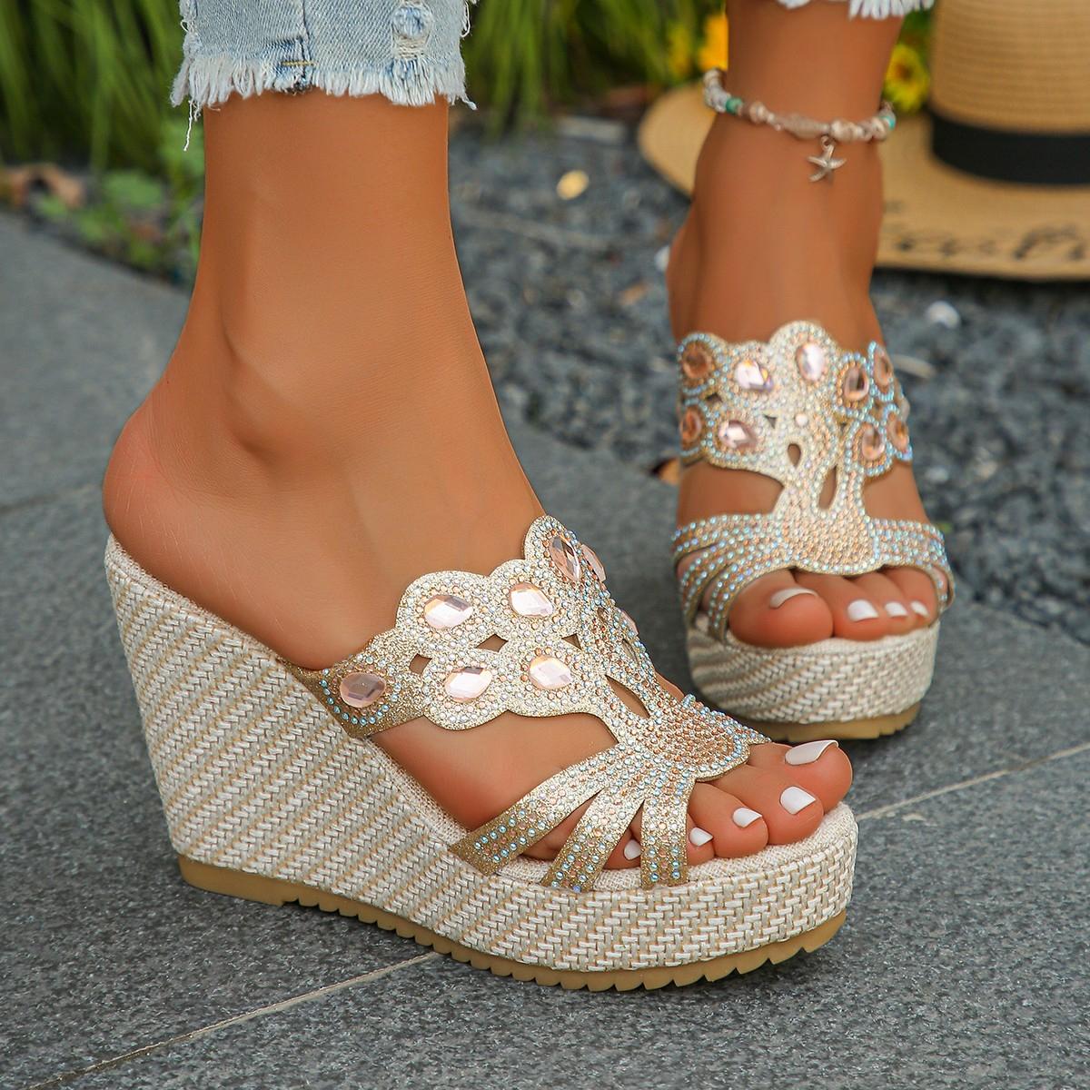 

Модная женская обувь 2024 года, горячая распродажа, женские тапочки больших размеров, модные тапочки с кристаллами, женские летние тапочки на плоской подошве с квадратным носком 43 шампанского