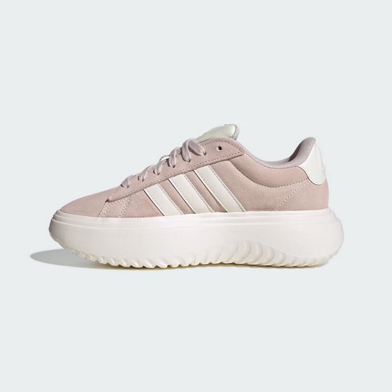 

Adidas Low-Top Lifestyle Sneakers 37