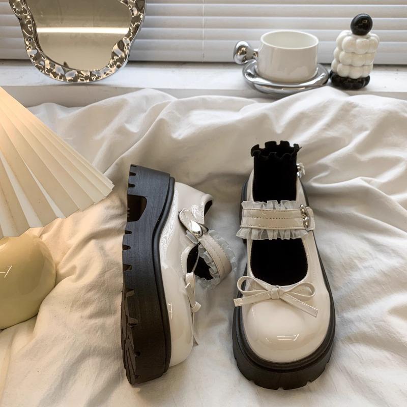 Fashion Retro Bow Platform Small Leather Shoes Women's New Autumn Round Toe Shallow Mouth Hundred Matching Skirt Mary Jane Shoes