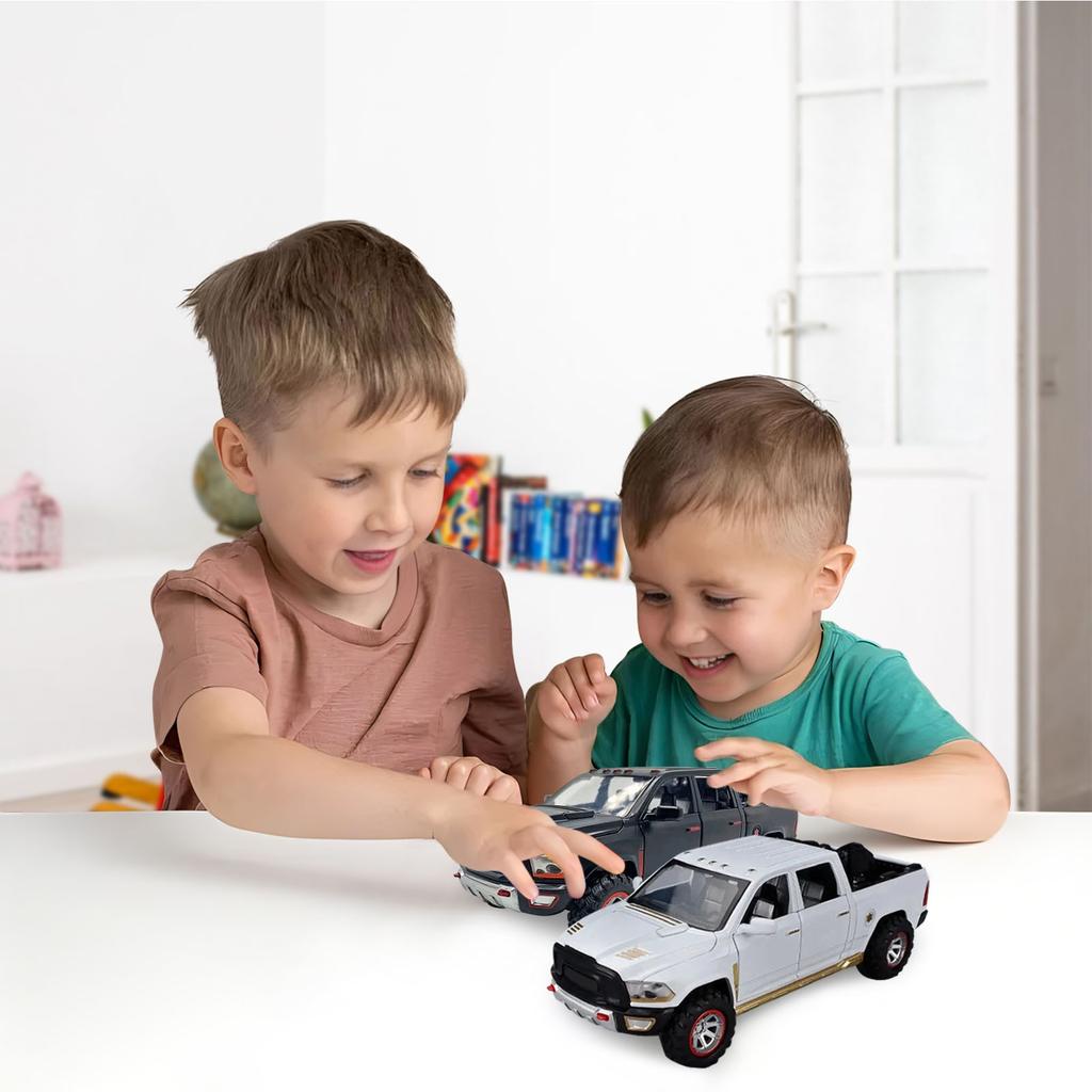 Simulation Alloy Pickup Toy Car Model, Rebounds Car Model Toy